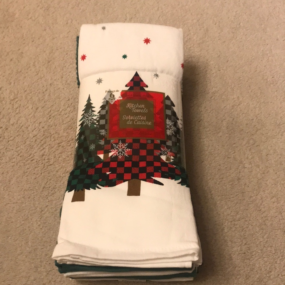 Holiday Christmas Kitchen Towels - White, Red, Green